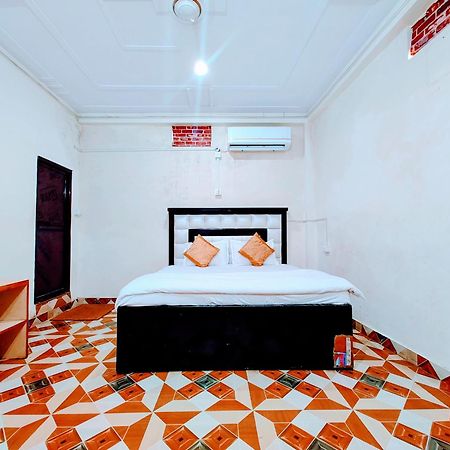 De Costa Palace - Pick And Drop Available Varanasi Exterior foto