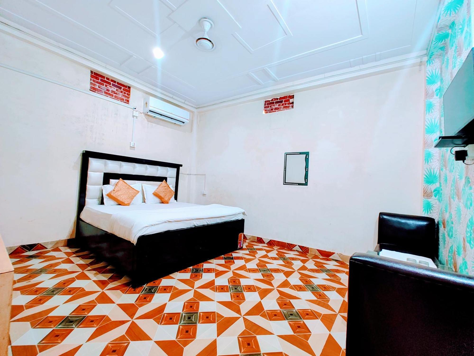 De Costa Palace - Pick And Drop Available Varanasi Exterior foto
