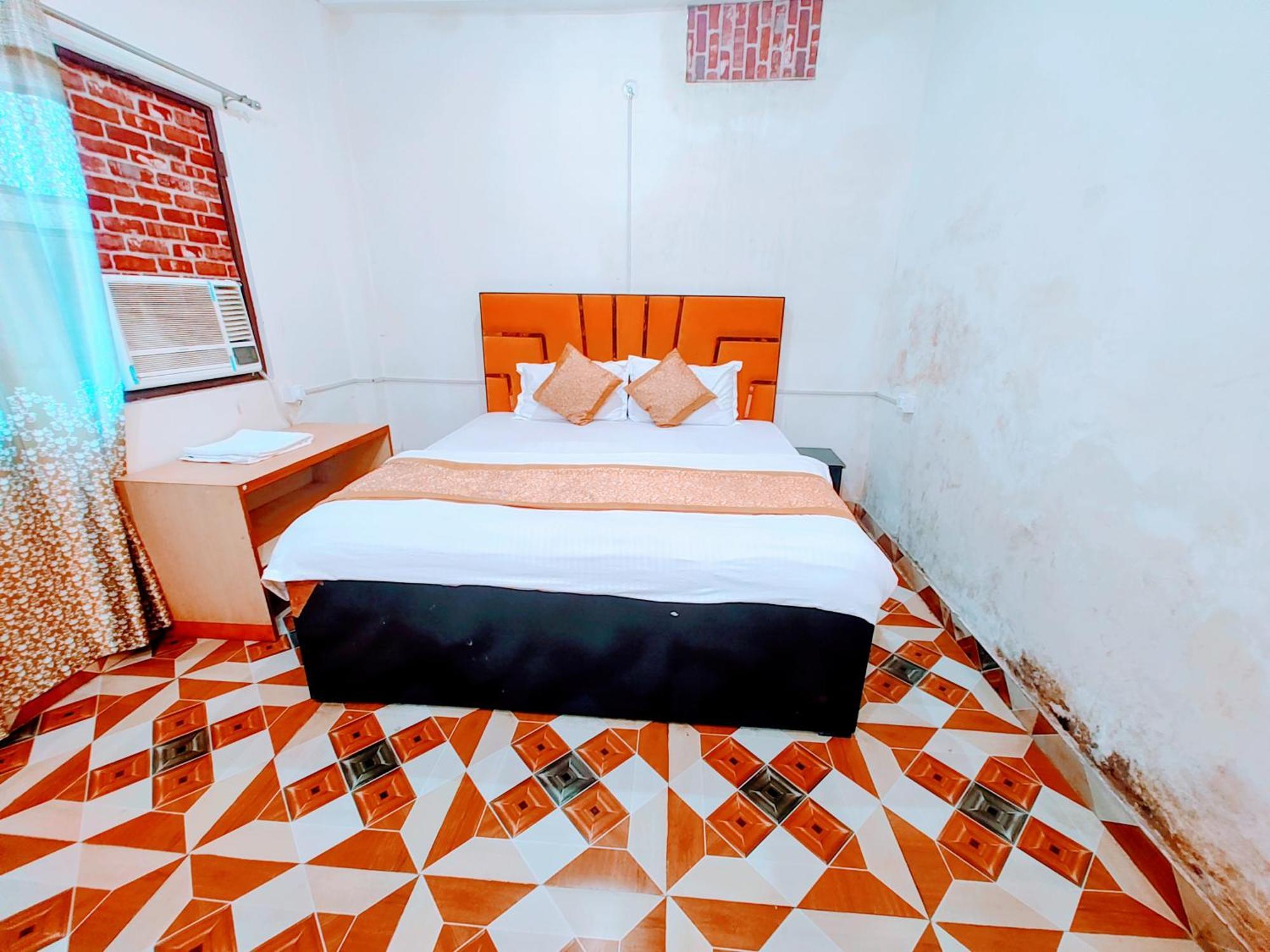 De Costa Palace - Pick And Drop Available Varanasi Exterior foto