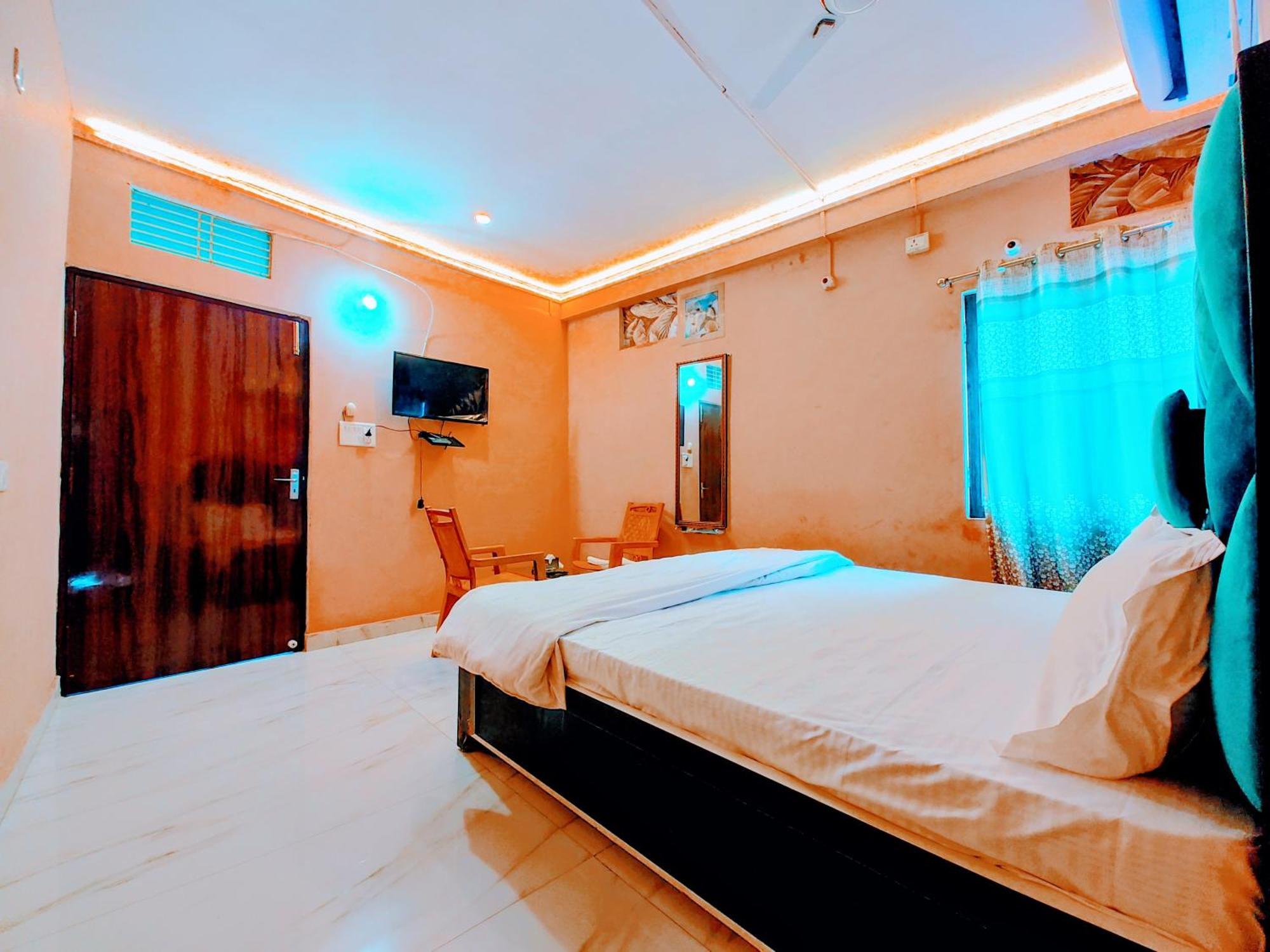 De Costa Palace - Pick And Drop Available Varanasi Exterior foto