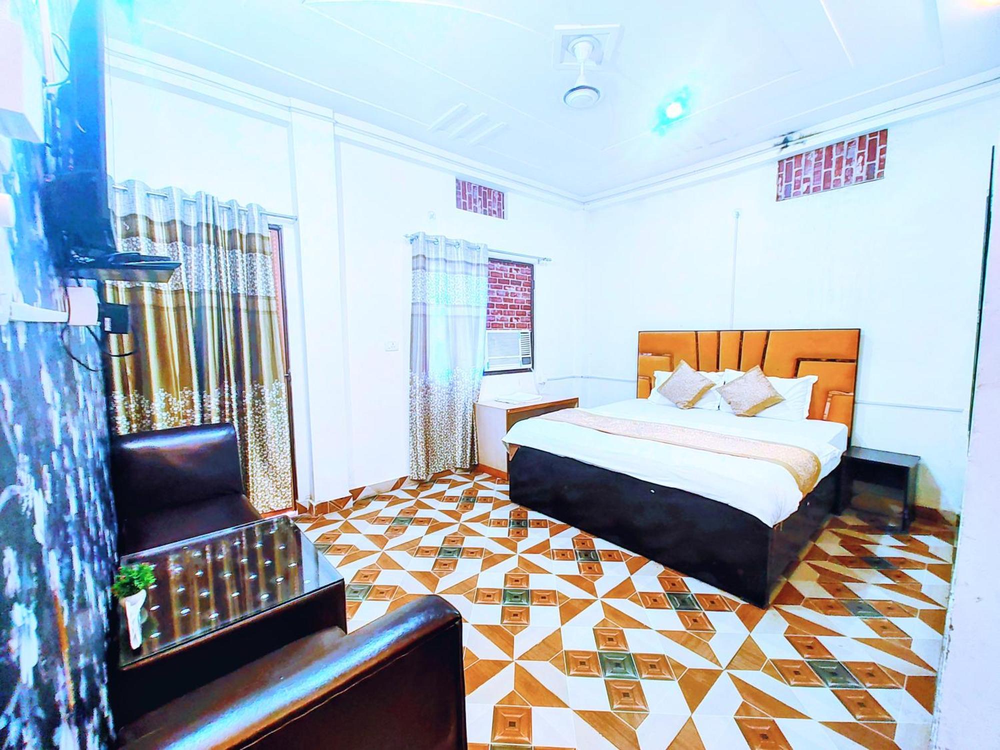 De Costa Palace - Pick And Drop Available Varanasi Exterior foto